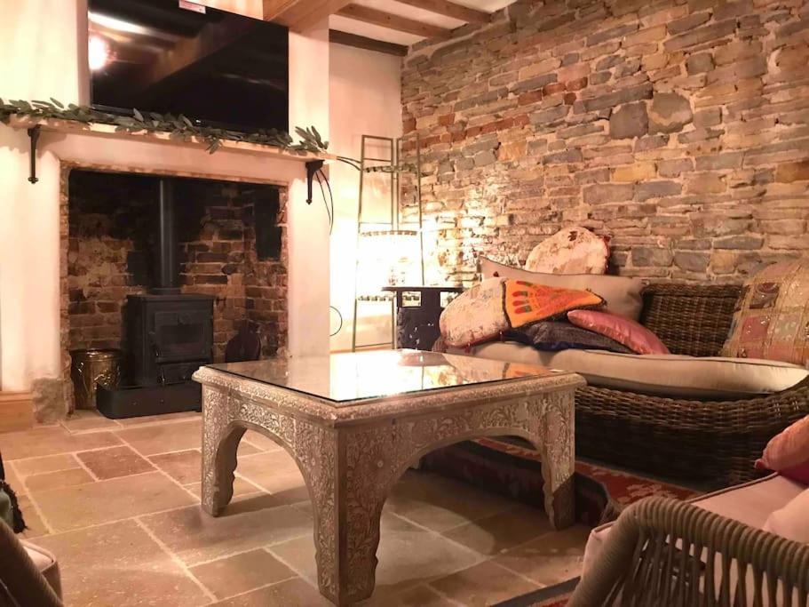 Priory Meadow Cottage Long Bennington エクステリア 写真
